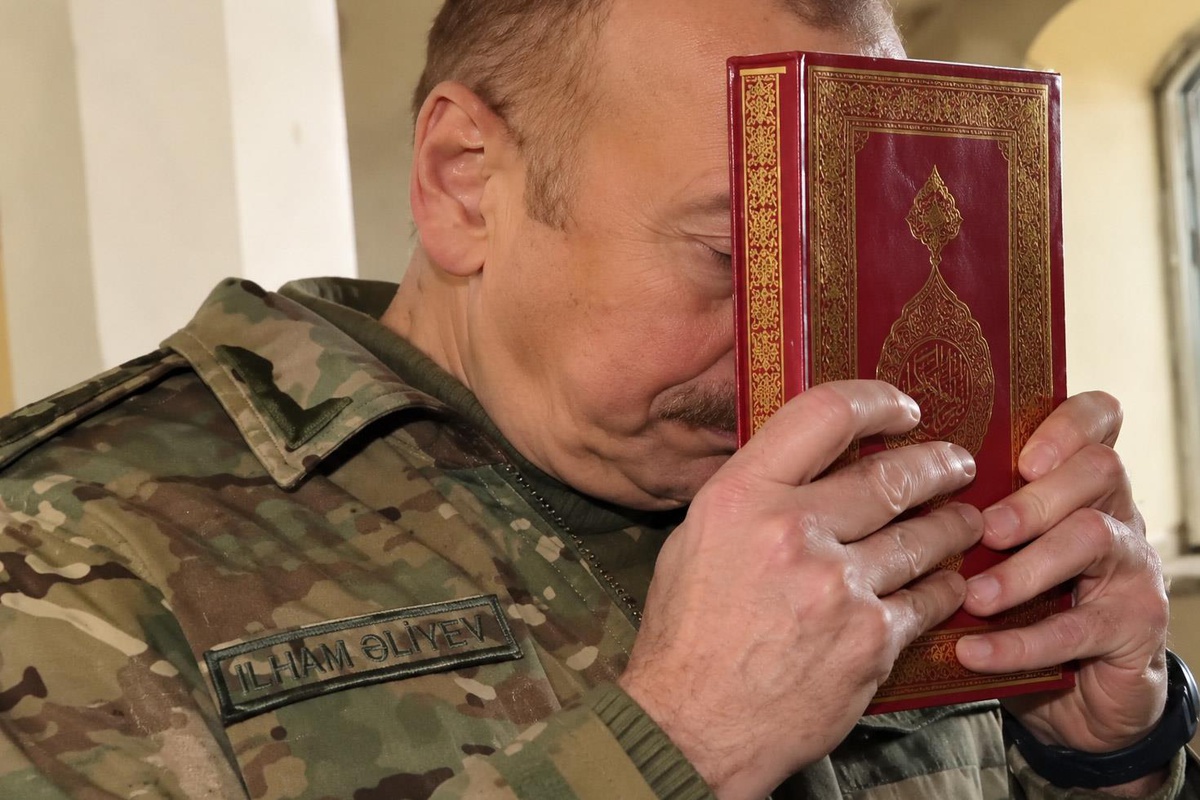 İşte Azerbaycan'daki başörtüsü yasağının perde arkası