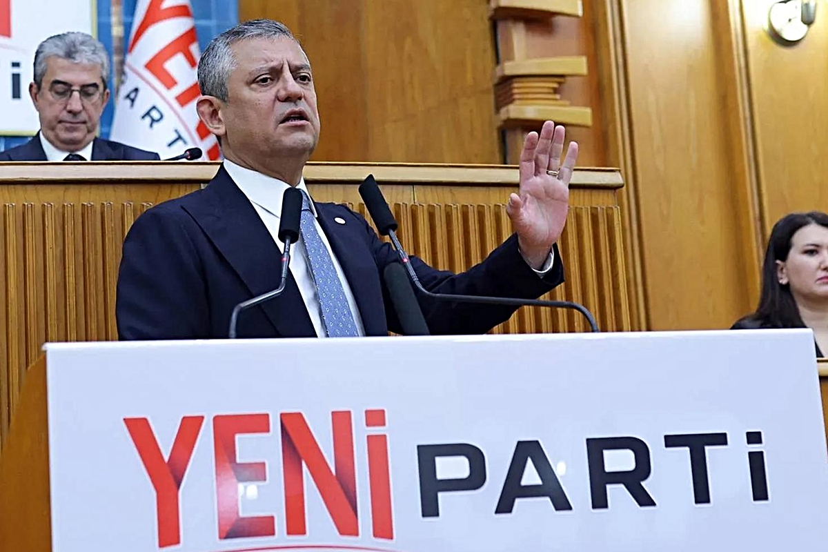 Yeni Parti kapanıyor mu? Özgür Özel'e kötü haber