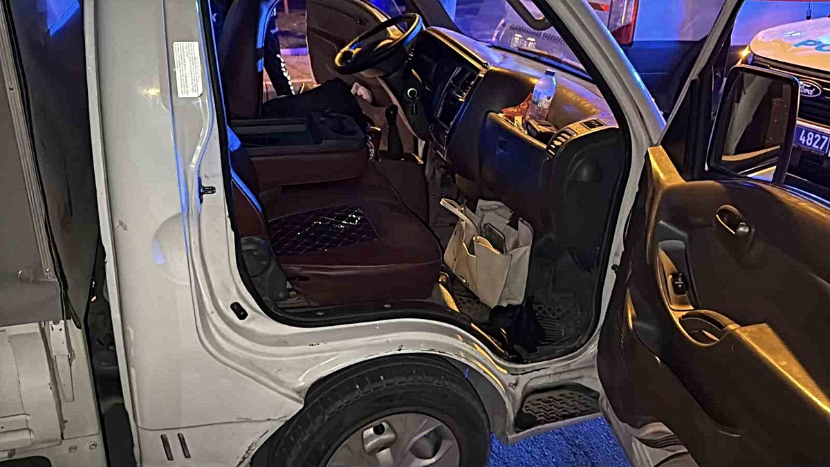 Yol ortasında dehşet! Kadın ağır yaralandı, kocasının hareketi olay oldu