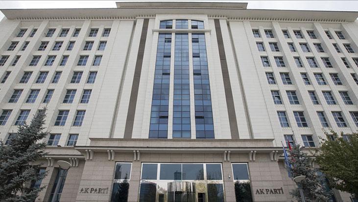 AK Parti'nin üçüncü İnsan Hakları Eğitim Kampı Kocaeli'de sona erdi