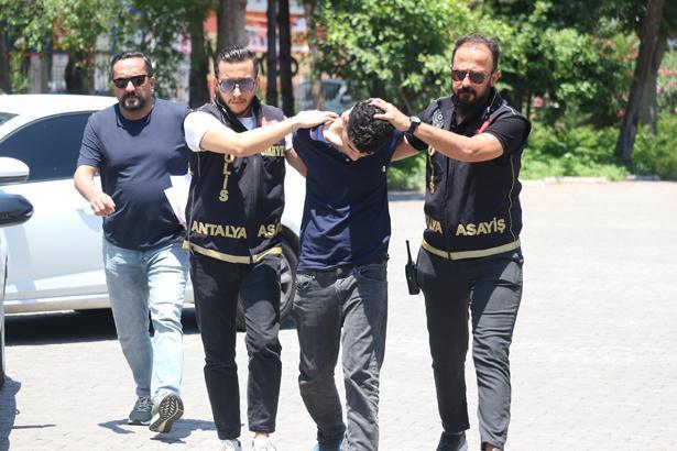 Antalya'da dehşet! 'İçlerine şeytan girdi' diyerek iki ablasına saldırdı