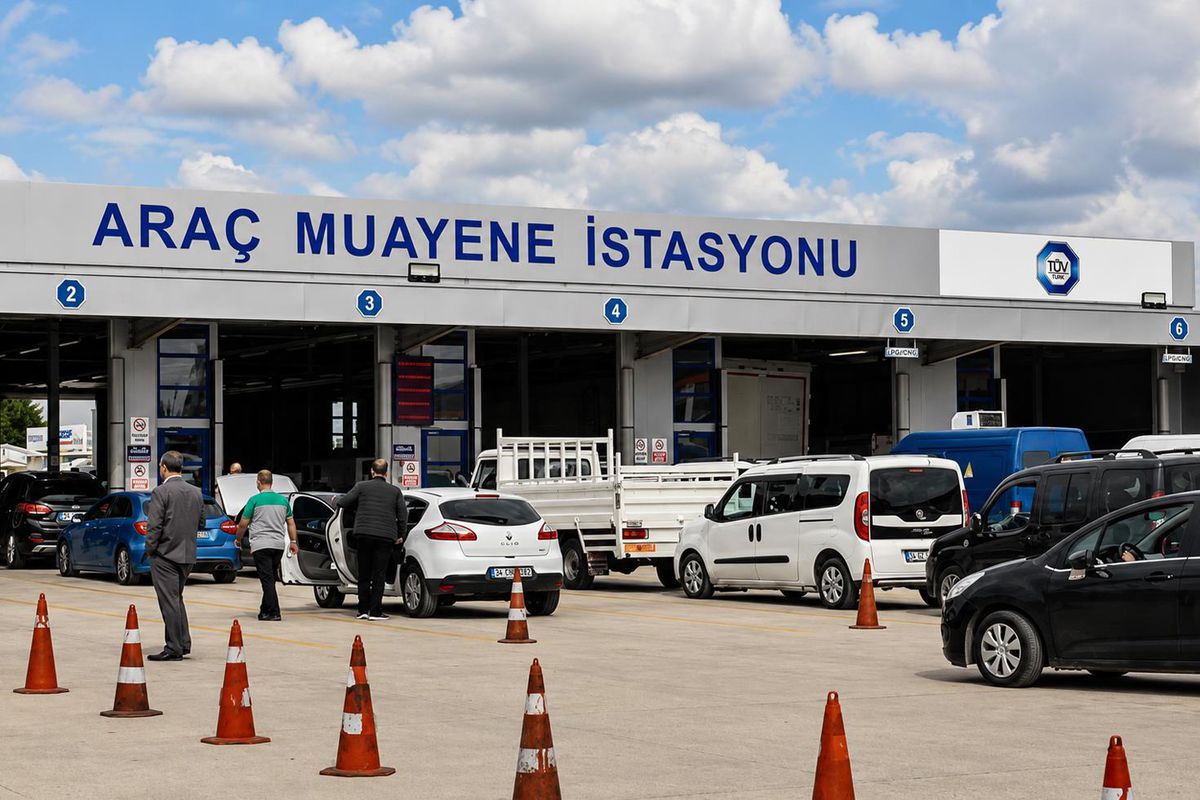 Araç muayenesinde 20 yıllık dönem sona eriyor! Kart komisyonu bitiyor, yapay zeka geliyor