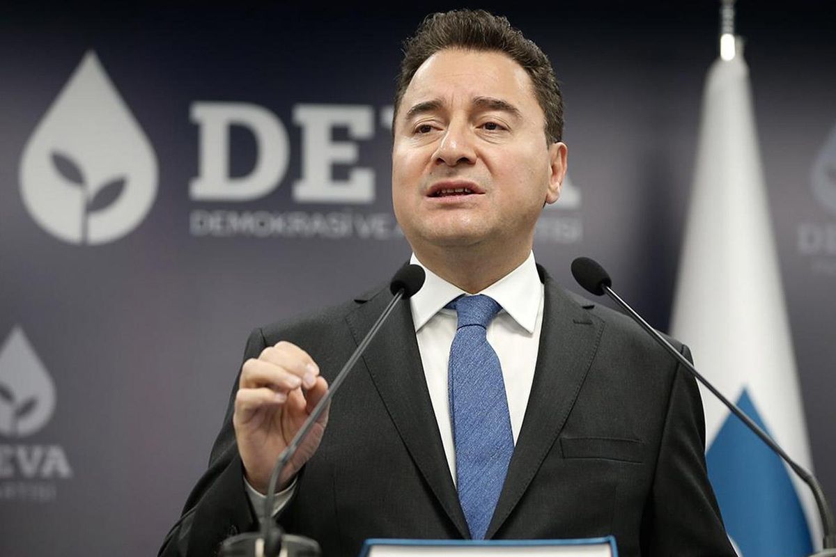 Babacan'dan sürpriz çıkış: 5 bakanı arayıp tebrik ettim