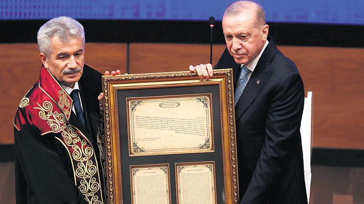 Cumhurbaşkanı Erdoğan’dan ‘yeni anayasa’ vurgusu: Anayasa özlemi dinmedi