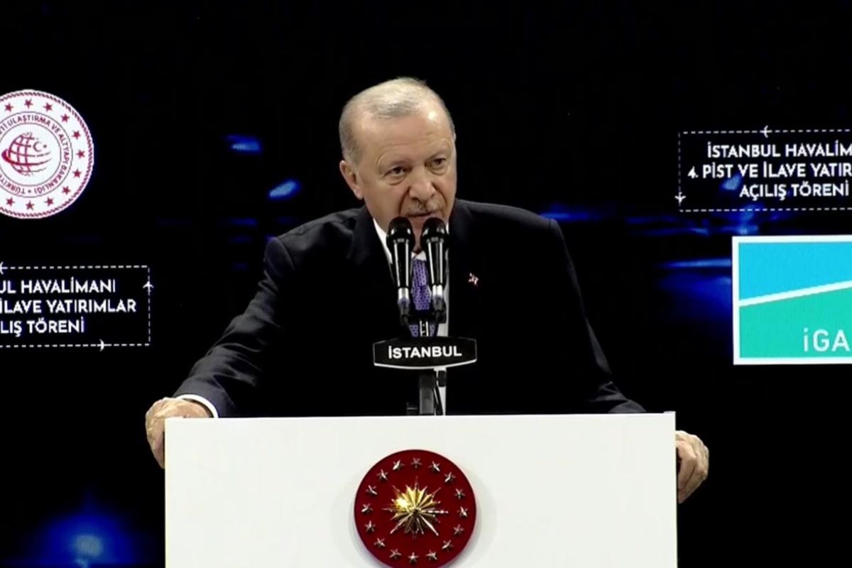 Cumhurbaşkanı Erdoğan'dan Yeni Parti'ye gönderme: İsim tartışmasıyla günlerini israf ede dursunlar
