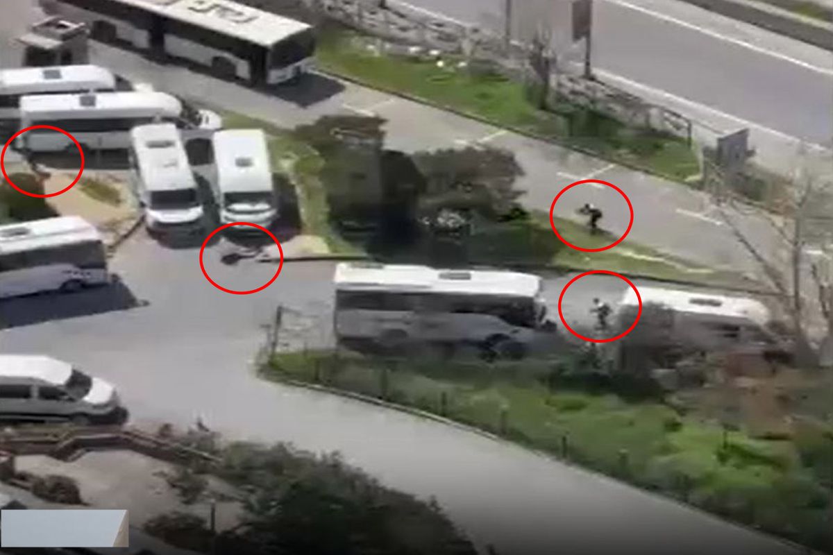 İstanbul'daki İsrail Konsolosluğu önündeki çatışmadan ilk görüntüler