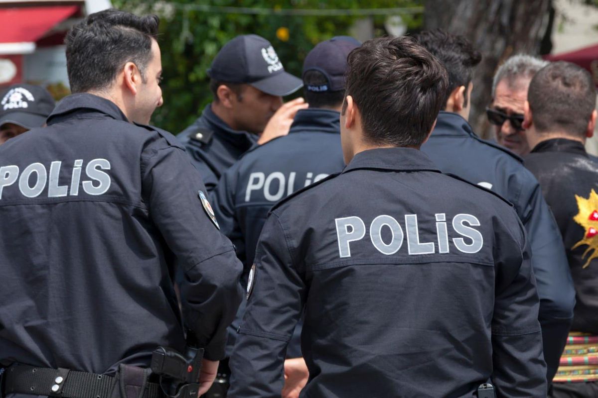 NATO Zirvesi için düğmeye basıldı! Polis üniformalarında dikkat çeken değişiklik