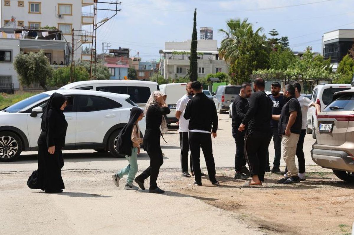 Okul çevresindeki silah sesleri paniğe neden oldu