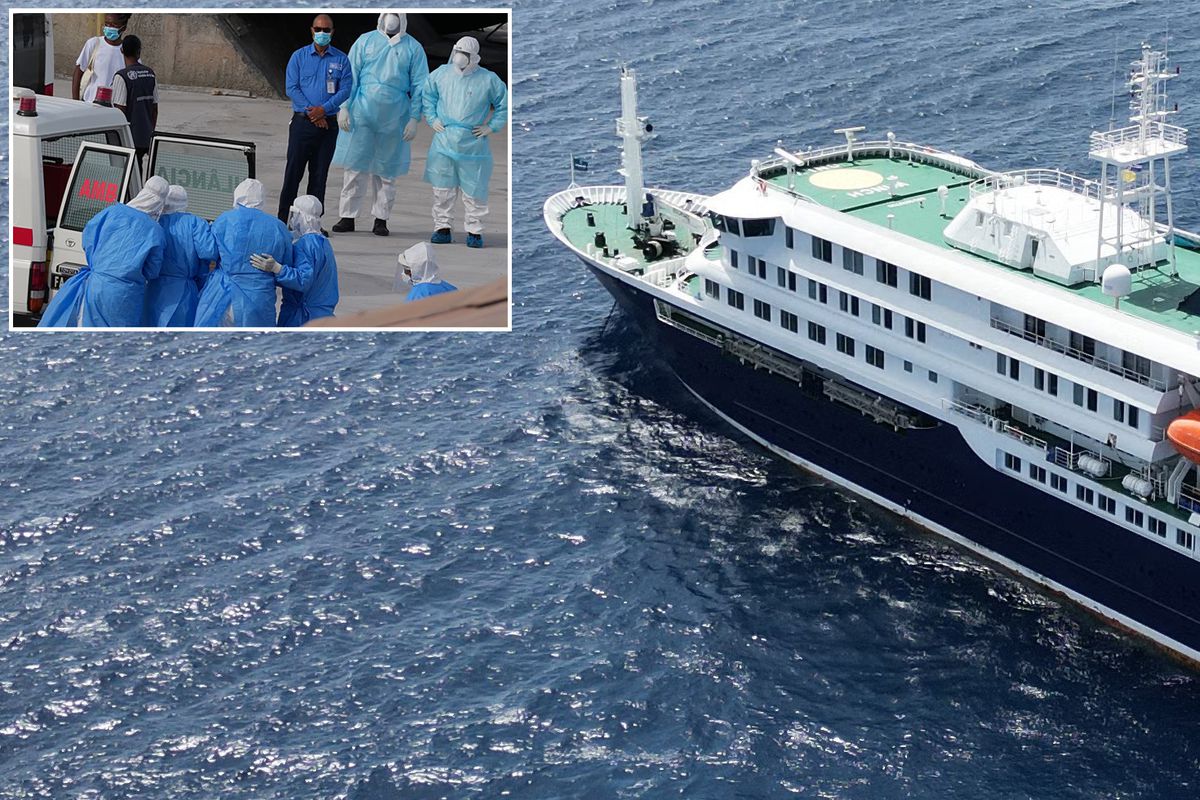 Ölümcül virüsün işgal ettiği gemi İspanya'ya doğru yola çıktı