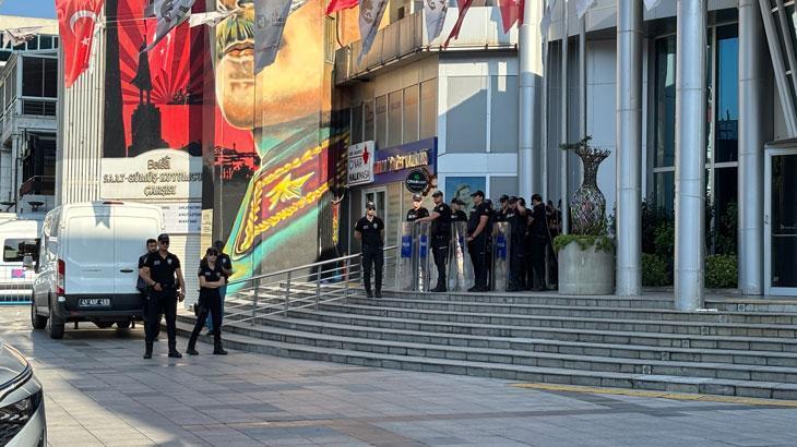 Son dakika... İzmit Belediye Başkanı Fatma Kaplan Hürriyet ve eşi gözaltına alındı