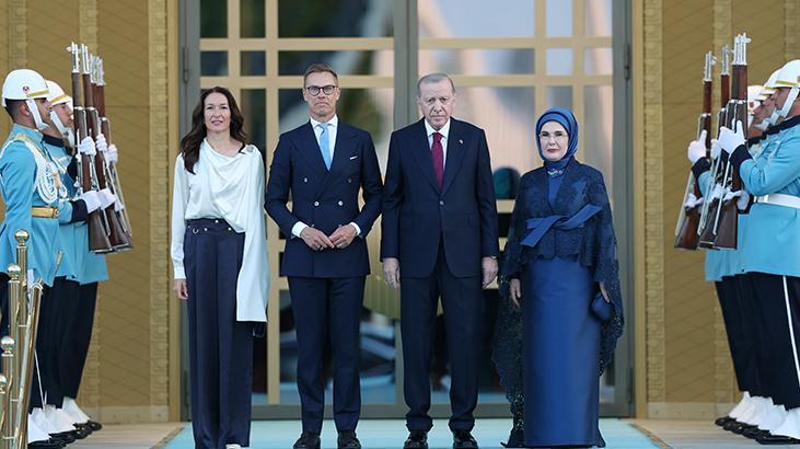 Stubb ve Carney ile görüştü