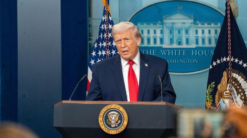 Trump: 34 gemi Hürmüz Boğazı'ndan geçti