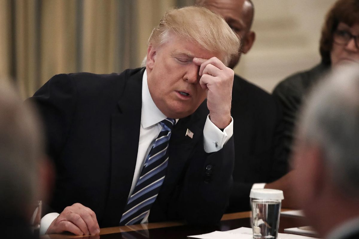 Trump'a anket şoku! Popülaritesi tarihindeki en dip seviyeye indi