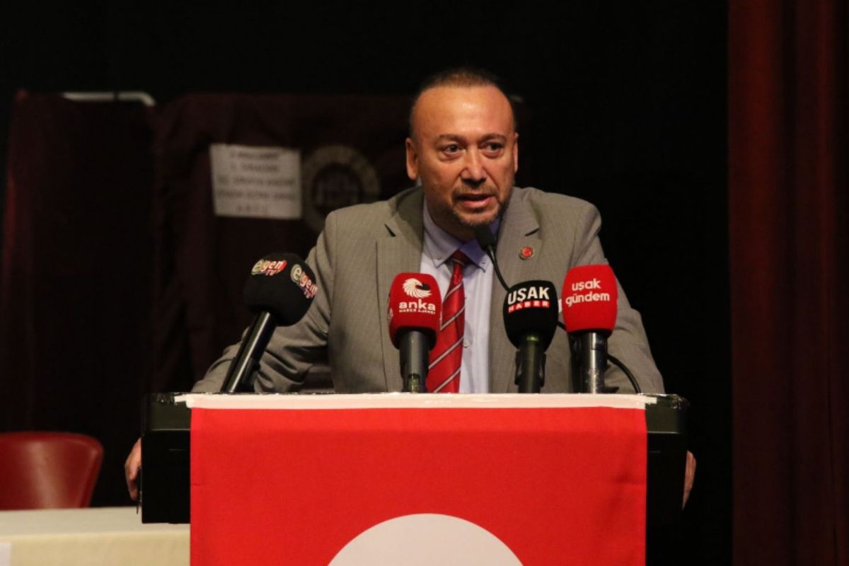 Uşak Belediye Başkanı Özkan Yalım Kimdir? Siyasi kariyeri ve iş hayatı